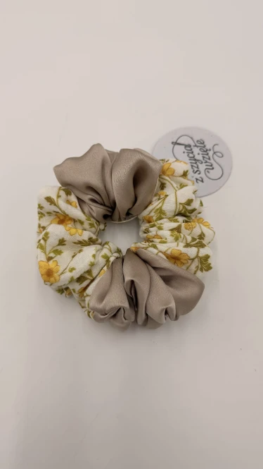 scrunchie jedwab szampanski i bawełna jaskry.jpeg